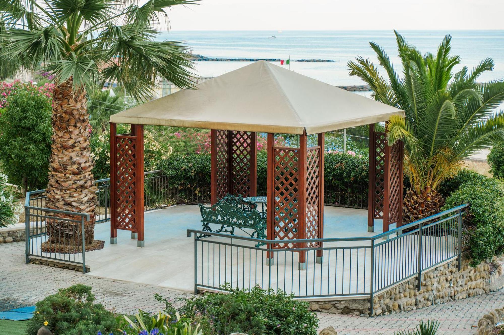 סנרמו Hotel Villa Levi מראה חיצוני תמונה